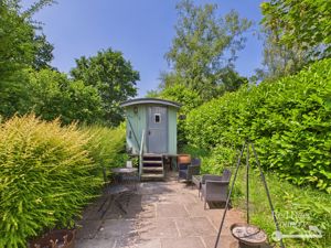 Shepherds Hut- click for photo gallery
